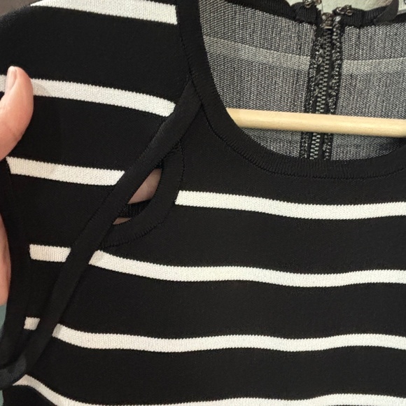 Guess Bodycon Dress - Black/White Stripe Size S - Picture 7 of 14